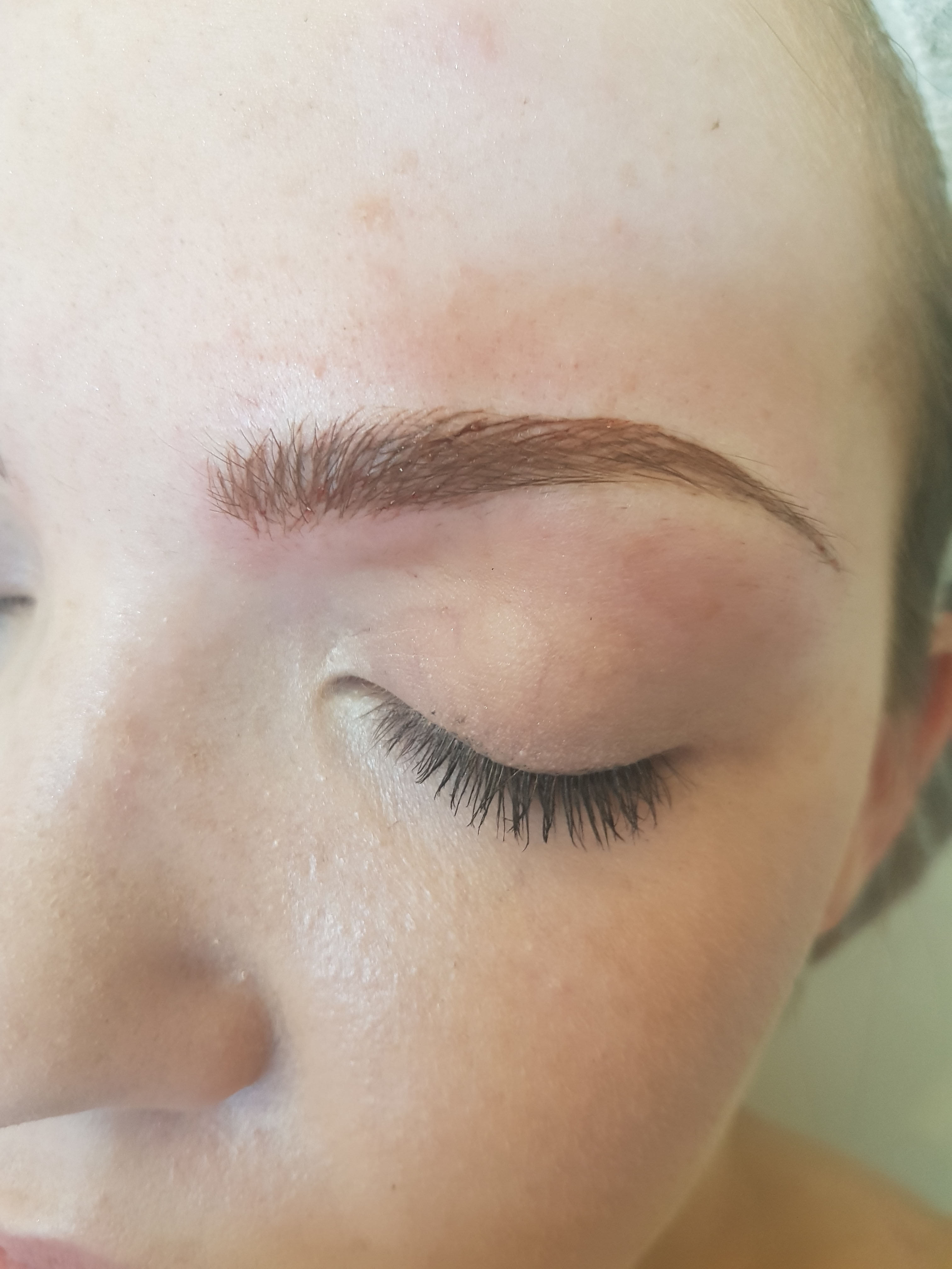 Microblading eye brow after